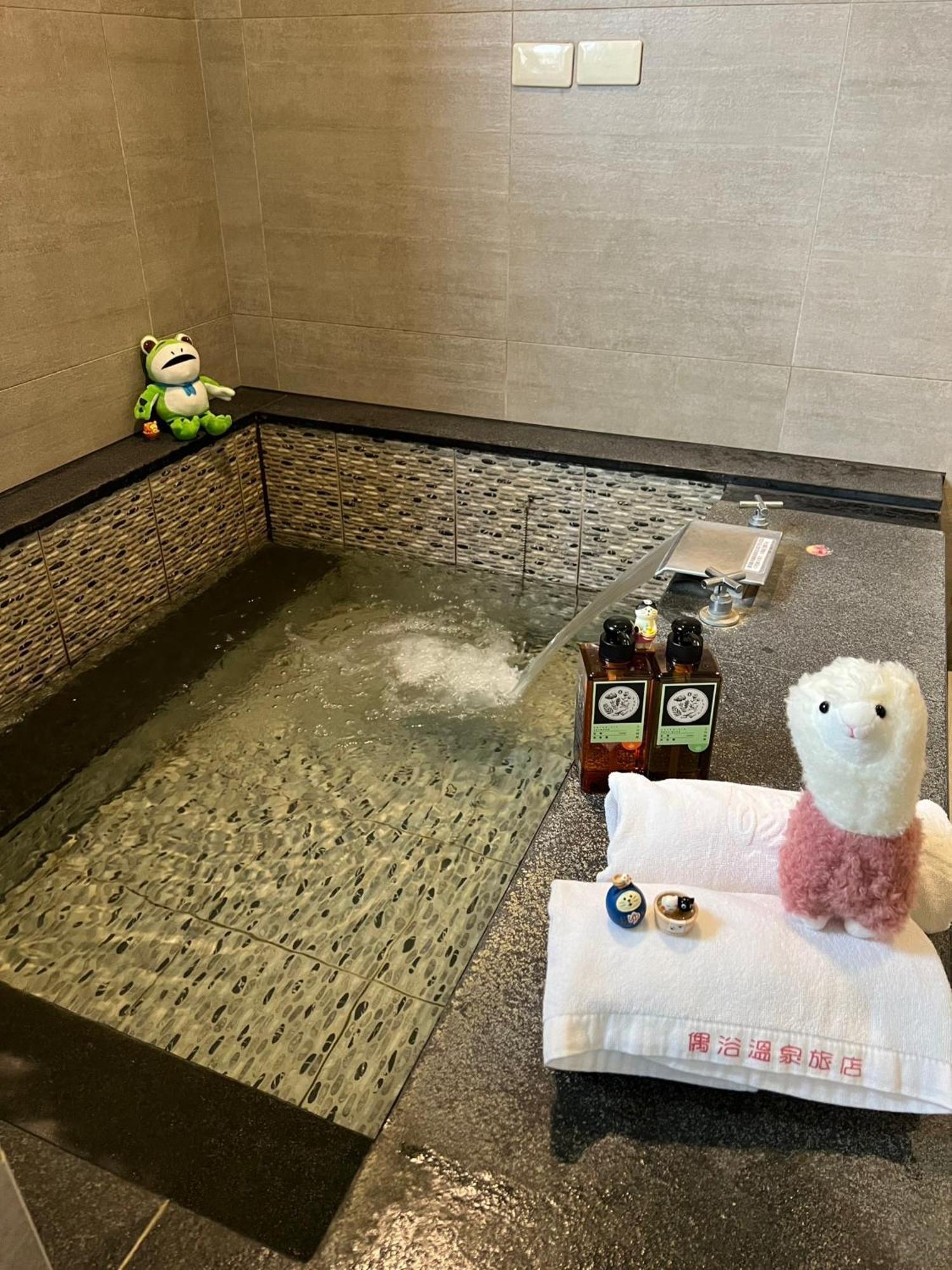 Bed and Breakfast Tan Chi Hotspring Jiaoxi Esterno foto